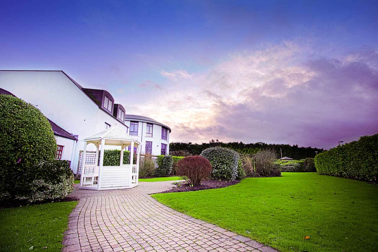 La Mon Hotel & Country Club Castlereagh Exterior foto